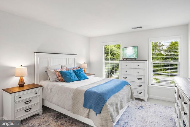 6106 CHALLEDON CIR, Mount Airy, MD 21771