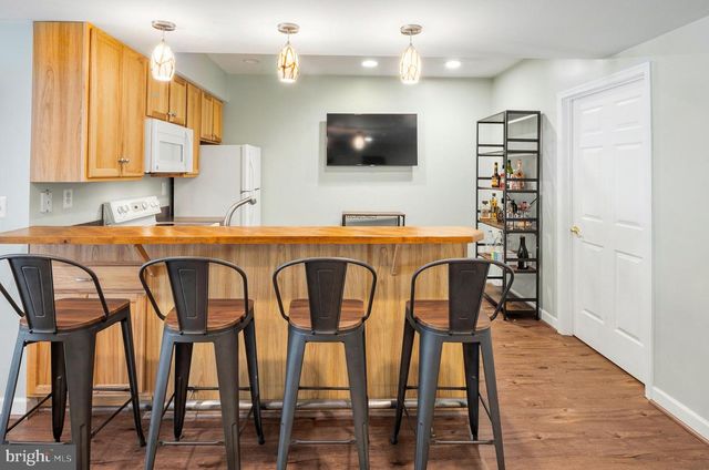 6106 CHALLEDON CIR, Mount Airy, MD 21771