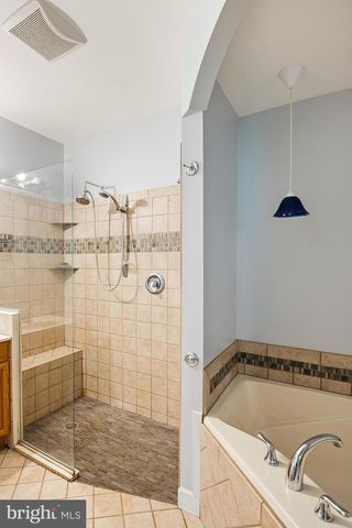 6106 CHALLEDON CIR, Mount Airy, MD 21771