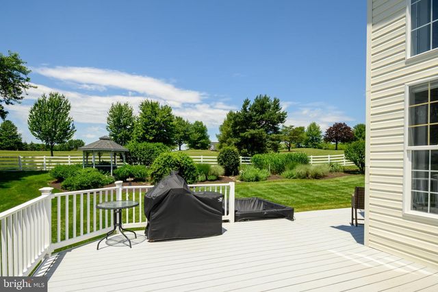 6106 CHALLEDON CIR, Mount Airy, MD 21771