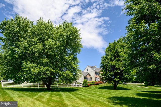 6106 CHALLEDON CIR, Mount Airy, MD 21771