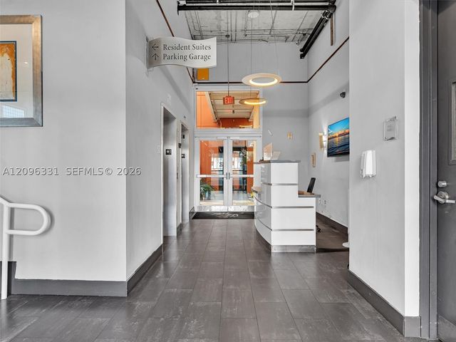 2000 N Bayshore Dr 220, Miami, FL 33137