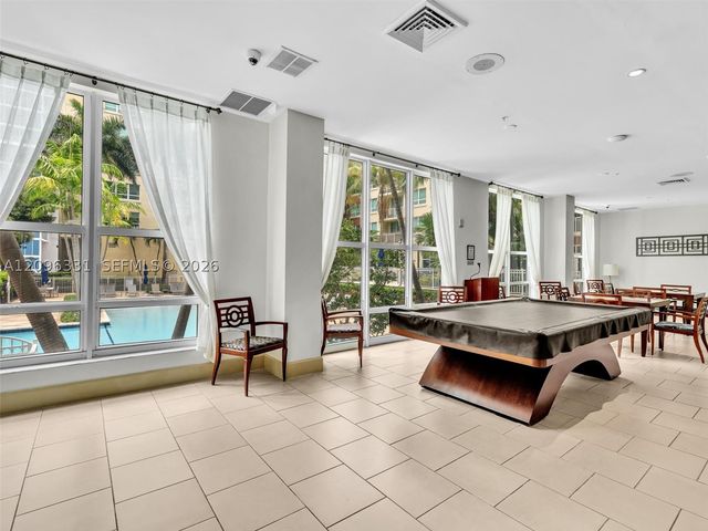 2000 N Bayshore Dr 220, Miami, FL 33137