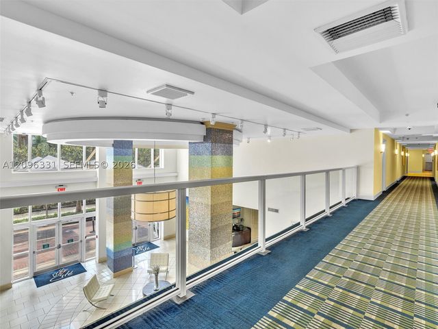 2000 N Bayshore Dr 220, Miami, FL 33137