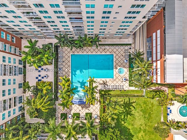 2000 N Bayshore Dr 220, Miami, FL 33137