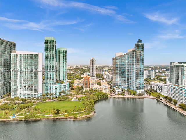 2000 N Bayshore Dr 220, Miami, FL 33137