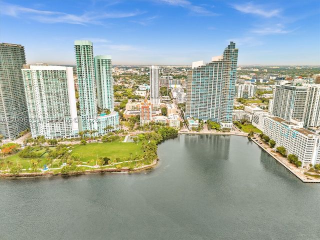 2000 N Bayshore Dr 220, Miami, FL 33137
