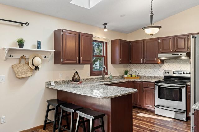 12966 Morgan Place, Burnsville, MN 55337