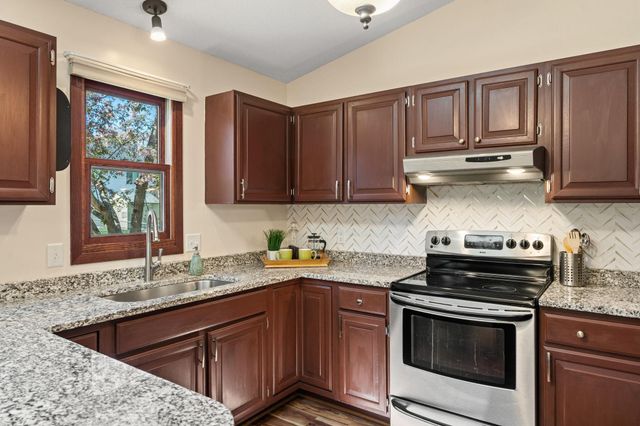 12966 Morgan Place, Burnsville, MN 55337