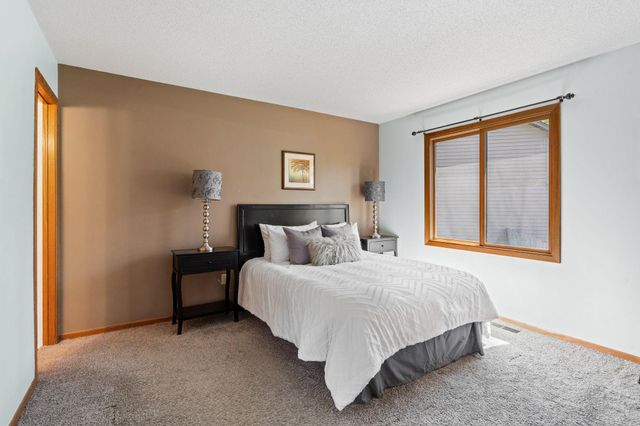 12966 Morgan Place, Burnsville, MN 55337