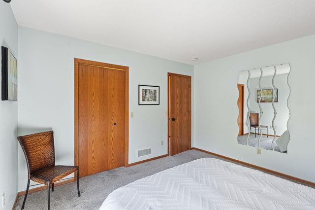 12966 Morgan Place, Burnsville, MN 55337