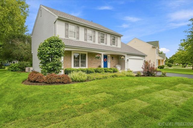 1841 Williamsburg Avenue, Geneva, IL 60134