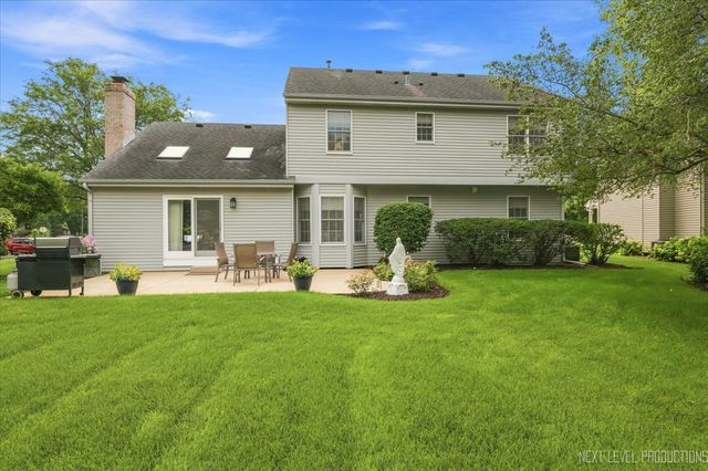 1841 Williamsburg Avenue, Geneva, IL 60134