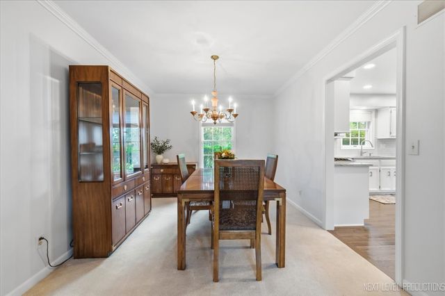 1841 Williamsburg Avenue, Geneva, IL 60134