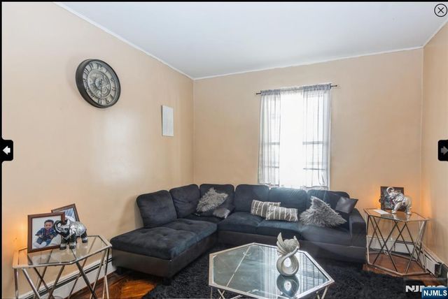25 Hazel Place, Irvington, NJ 07111