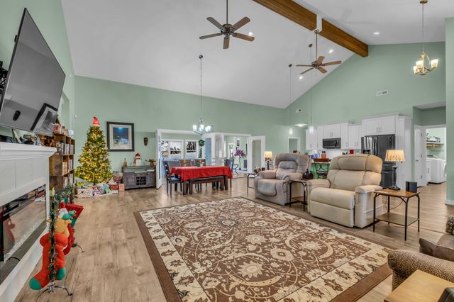 140 Spencer Springs Dr, Gallatin, TN 37066