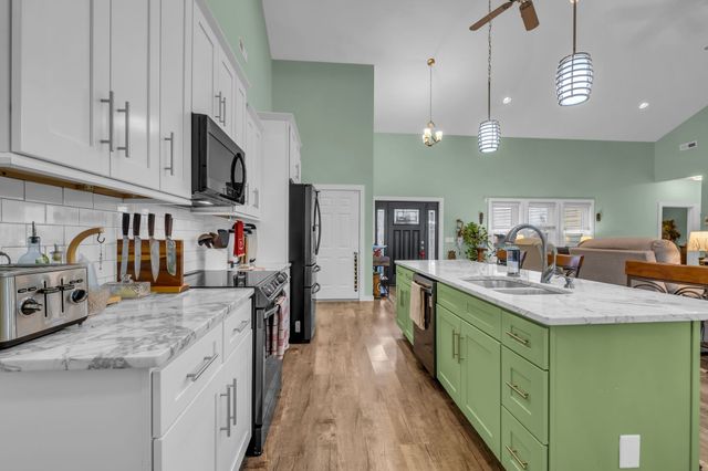 140 Spencer Springs Dr, Gallatin, TN 37066