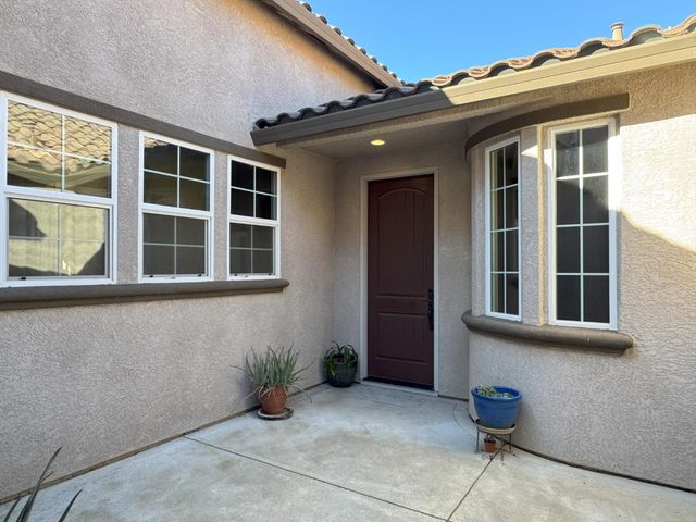 2158 Birmington Dr, Yuba City, CA 95991