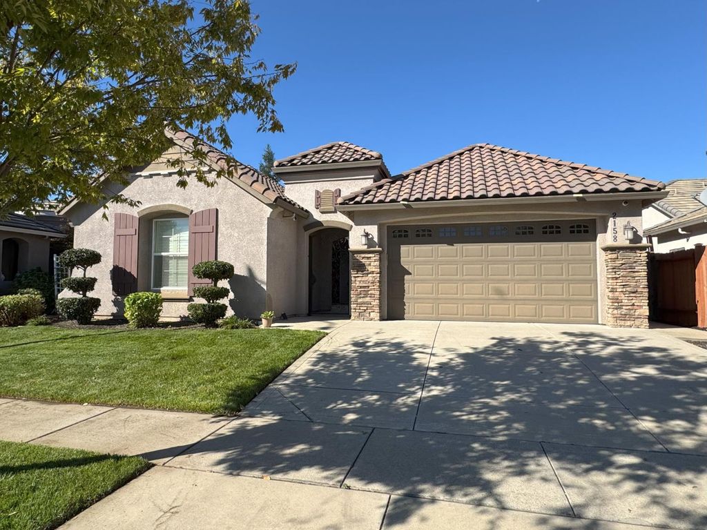 2158 Birmington Dr, Yuba City, CA 95991