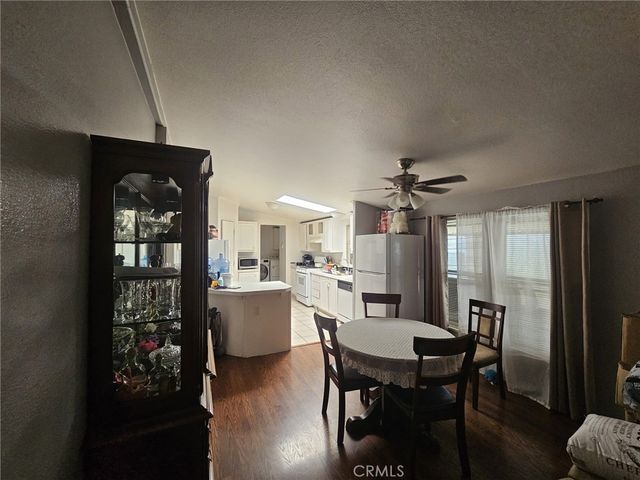 16600 Downey Avenue 27, Paramount, CA 90723
