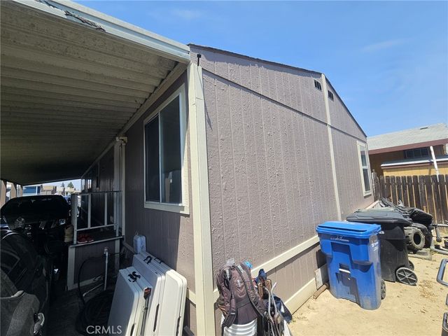 16600 Downey Avenue 27, Paramount, CA 90723
