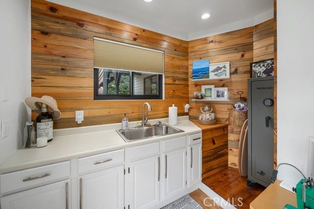 1648 Richard, Cambria, CA 93428