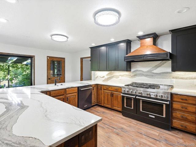 8020 N 81st Street, Longmont, CO 80503