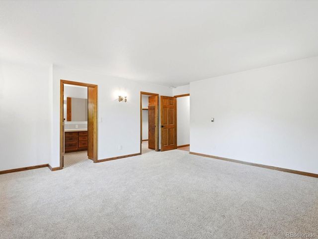 8020 N 81st Street, Longmont, CO 80503