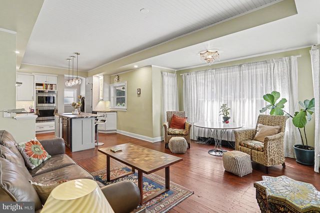 425 N QUEEN ST, Lancaster, PA 17603