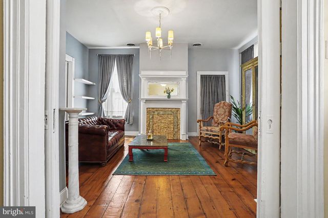 425 N QUEEN ST, Lancaster, PA 17603