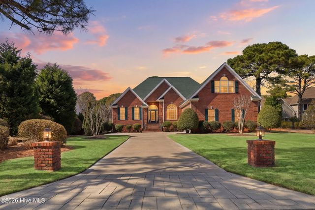 2816 St James Drive SE, Southport, NC 28461