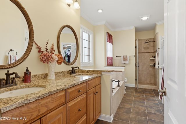 2816 St James Drive SE, Southport, NC 28461