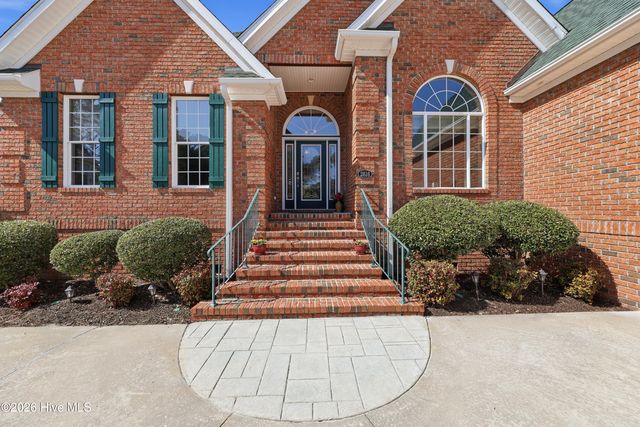 2816 St James Drive SE, Southport, NC 28461