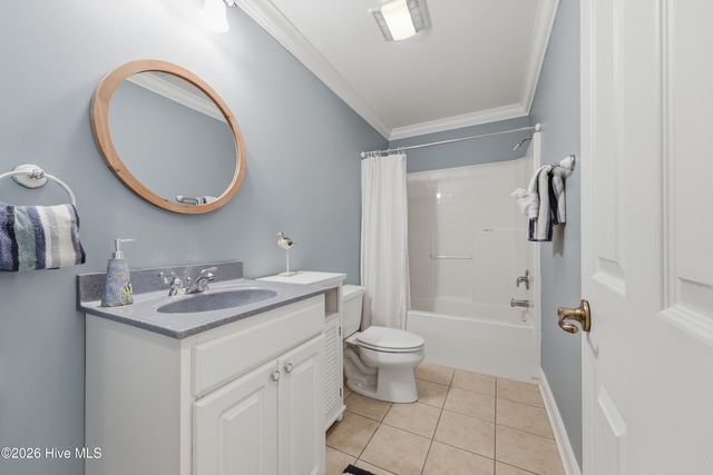 2816 St James Drive SE, Southport, NC 28461