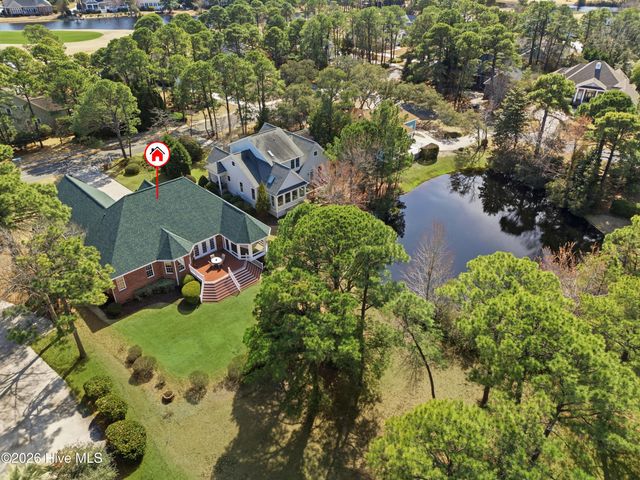 2816 St James Drive SE, Southport, NC 28461