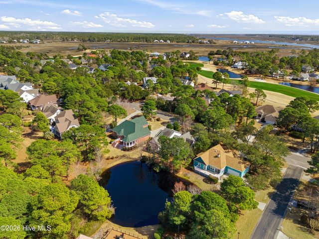 2816 St James Drive SE, Southport, NC 28461