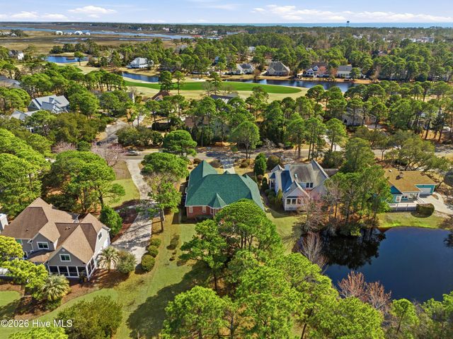 2816 St James Drive SE, Southport, NC 28461