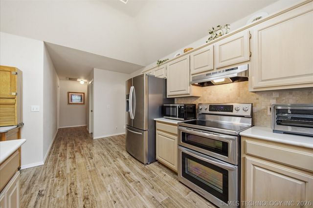 3731 S 74th West Place, Tulsa, OK 74107
