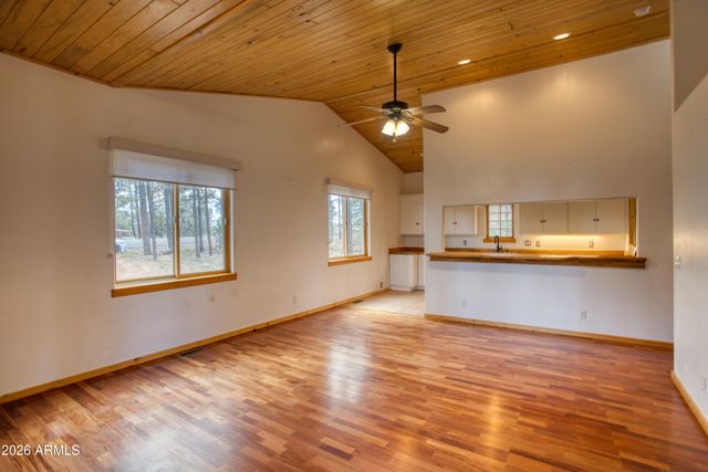 1420 E Meadow View Place, Show Low, AZ 85901