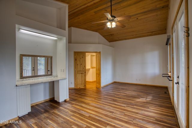 1420 E Meadow View Place, Show Low, AZ 85901