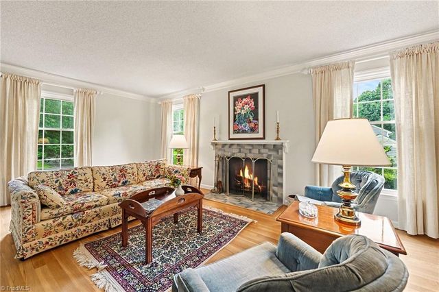 508 O'Neill Drive, Jamestown, NC 27282
