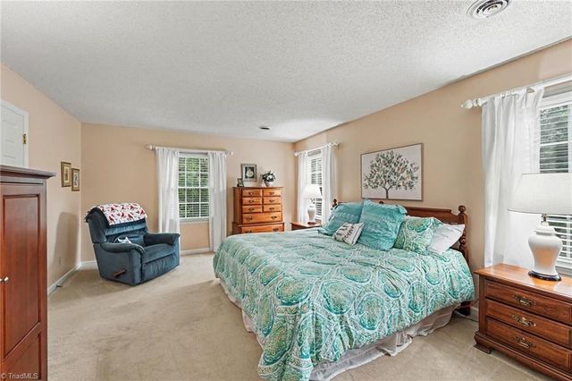 508 O'Neill Drive, Jamestown, NC 27282
