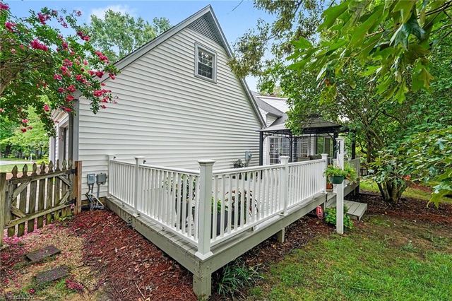 508 O'Neill Drive, Jamestown, NC 27282