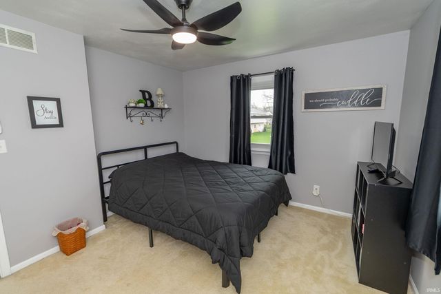 22835 Gilford Court, Elkhart, IN 46514