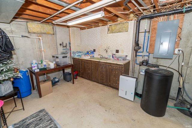 22835 Gilford Court, Elkhart, IN 46514