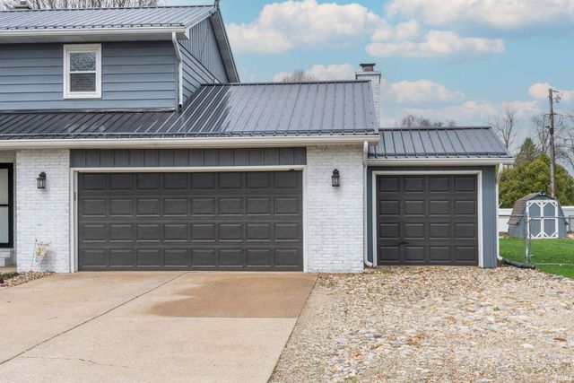 22835 Gilford Court, Elkhart, IN 46514