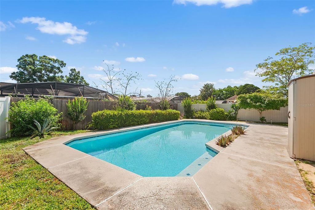 Image 33 of property listing at 8971 ANGELICA DRIVE, Orlando, FL 32836