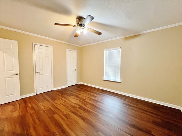 4236 Comanche Street, Fort Worth, TX 76119