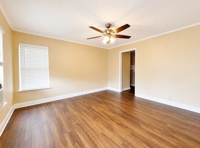 4236 Comanche Street, Fort Worth, TX 76119