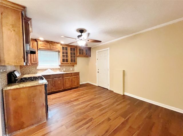 4236 Comanche Street, Fort Worth, TX 76119